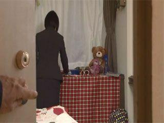 Makoto's Horny Encounter: Young Girl gets fucked by a Stranger in Tokyo