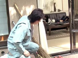 Wet and Wild Japanese Schoolgirl Gets Nailed By Horny Repairman in XXX Nippon Porn!