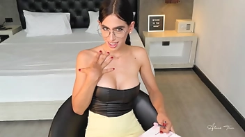 I almost cum inside my personal assistant