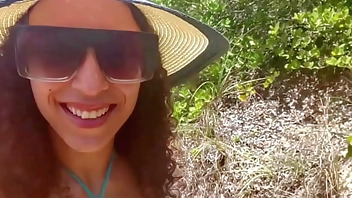 I went to the nudist beach to suck the naughty black guy's big cock