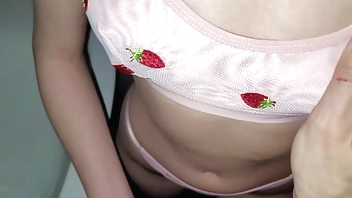 Stepdaughter washed my dick with soap before her insemination