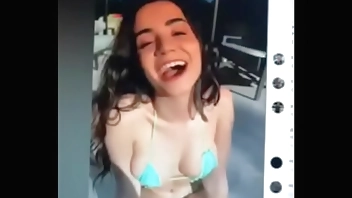 Daisy Blooms (( JAMELIZ DAISY BLOOMS ))