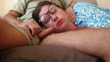 Shock! STEPMOM asked her STEPSON Massage her Back! Suddenly STEPSON massaged her mouth with huge creampie!