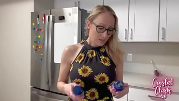 Stepmoms Desperate To Get Pregnant