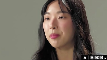 UP CLOSE - How Women Orgasm With Horny Brunette Elle Lee! SOLO FEMALE MASTURBATION! FULL SCENE