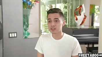 Surprise Anal With My Stepmom Lauren Phillips - Full Movie On FreeTaboo.Net