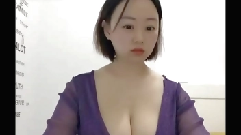 Curviest Bubble Butt Nerdy Asian You Will Ever See