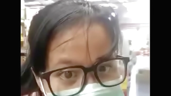 Pinay Show Boobs sa Grocery Store