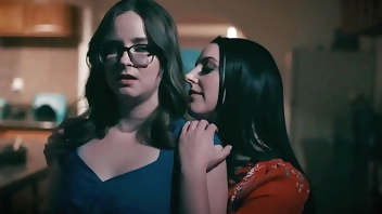 TRUE LESBIAN Suburban Wife Jay Taylor Can't Take Eyes Off Angela White