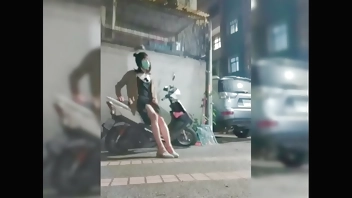 戶外露出自慰射精