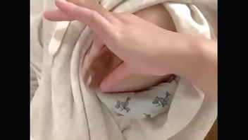 嫁の授乳期おっぱい11