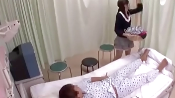 Cuzinho da japonesa chega a piscar na cama de hospital