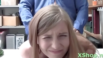 Shlong sucking pleasures in hand of luxurious Ava Parker