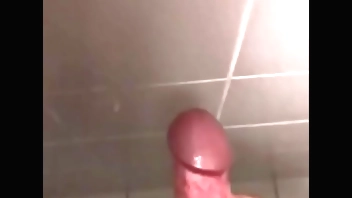 上班性慾難耐 到廁所尻槍 射牆上 慢動作 大量精液1