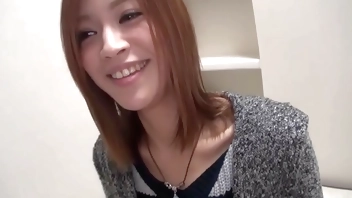 童顔ホストにハマった元社長夫人 1