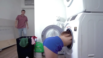 NICHE PARADE - Found My Latina Housekeeper Trapped Like This In The Laundry Room LOL