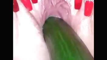 When you run out of batteries, make do with a cucumbee