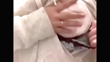 嫁の授乳期おっぱい9