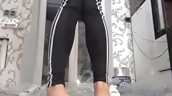 QSO likes too wet her things