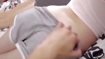 comendo amiga da irma sem ela perceber