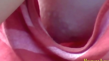 Asian babes side boob pee on by voyeur