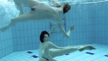 Anna Netrebko and Lada Poleshuk underwater lesbos