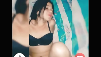 Que esto no lo vean tus padres porque me matarían.. Como fue que pasó en Facebook?