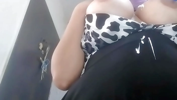 Real Hot Arab In Niqab Islam Wife Showing Ass Against Religion And Squirts On Webcam For Cash