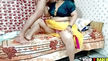 Passionate kissing, sucking and fucking with stepmom