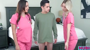 Cum Swapping Stepsisters Wants To Play Doctor