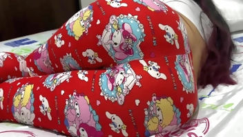 MI HIJASTRA DE 18 AÑOS DESARROLLO UN CULO DELICIOSO