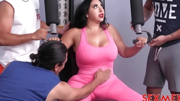 SEXMEX -GANG BANG AT THE GYM . KARI CACHONDA