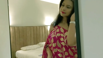 अमीर पत्नी कॉलेज लड़के के साथ काल्पनिक सेक्स! गरम कामुक सेक्स