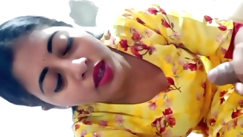 Ek Bechain Desi Ladki Ne OYO Hotel Me Jaakar Jamkar Chudai Ki