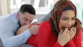 My Stepsister Wants to Learn how To Please Her Husband - Famsuck