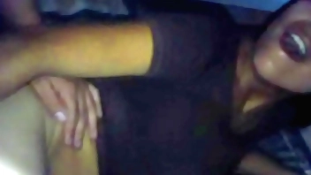 ¡Nó!, POR EL CULO No! Me van a pillar, Ese hoyo es sólo para el jefe de mi marido y su mejor amigo.