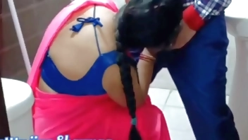 Desi hot sex with sexy housewife