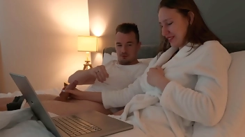 Step mom helps to cum step son in share bed with hand job and tight pussy, but can't...