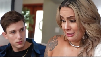 Stepmoms Letting Each Other's Stepson Fuck Them One Last Time - Swapmilf