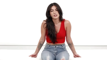 Hot Receptionist at an autobody shop gets her pussy WRECKED!