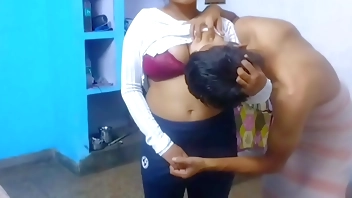 मुझे तुम्हारे बूब्स पसंद हैं। क्यूं की आपके बूब्स सेक्सी हे