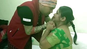 पति के कर्ज के लिए मासूम पत्नी की चुदाई! कृपया मुझे बकवास मत करो