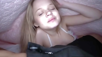 Fucking my small step sis