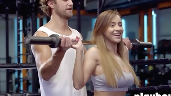 Pretty big tits MILF Josephine Jackson gets fucked after workout and giving a blowjob