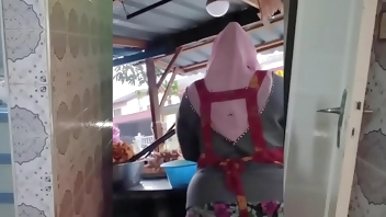 Thick Muslim Indonesian Milf