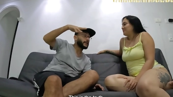 I fuck a fan who invites me to her house and asks me to put it in without a condom