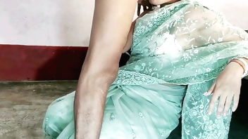 वैलेंटाइन डे पर गर्लफ्रेंड की जगह उसकी भाभी की गांड मारी