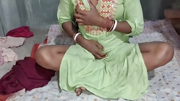 Desi sali hot salwar shirt me best Indian Anal sex videos