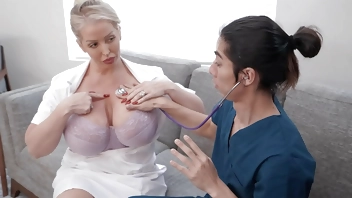 Milf Doctor Teaching Her Student About Anal Sex - Momlikesanal