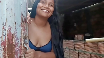 me pongo cachonda con el mozo de mi hermana